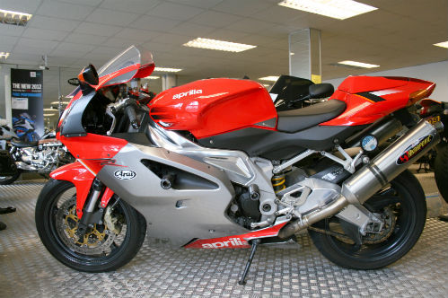 2004 aprilia rsv mille r 2