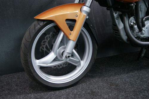 2002 bmw f650 cs front wheel