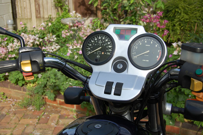 1993 Amethyst BMW R100R Gauges