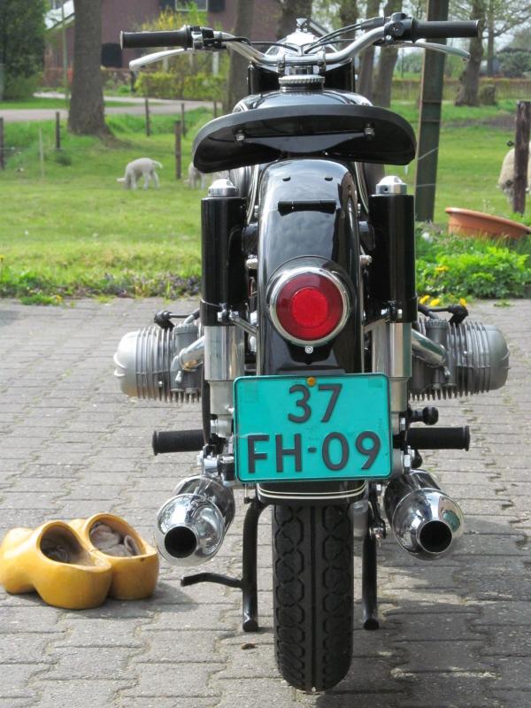 1966 BMW R69S Back