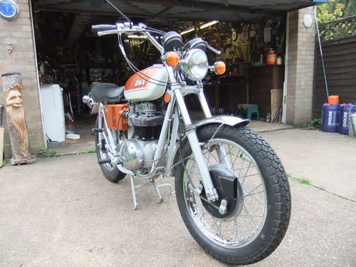 1971 BSA A65 Firebird Scrambler SRM Conversion 5