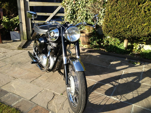 1965 BSA A65 Front