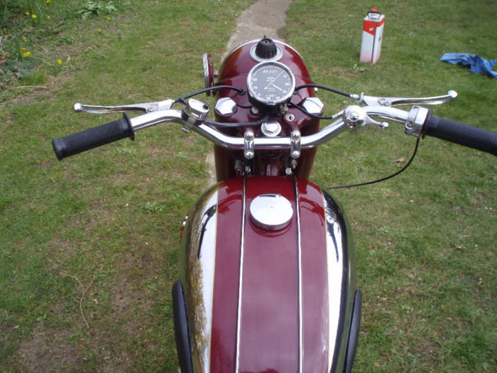 1955 bsa c11g 250cc tank speedometer