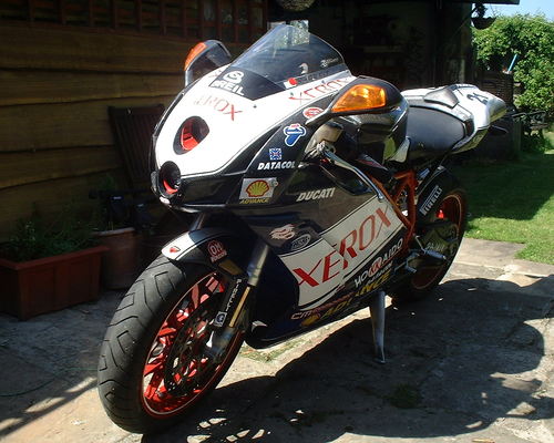 2003 Ducati 749 Front