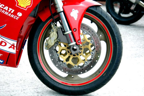 1999 ducati 996 bi posto super sports bike front wheel