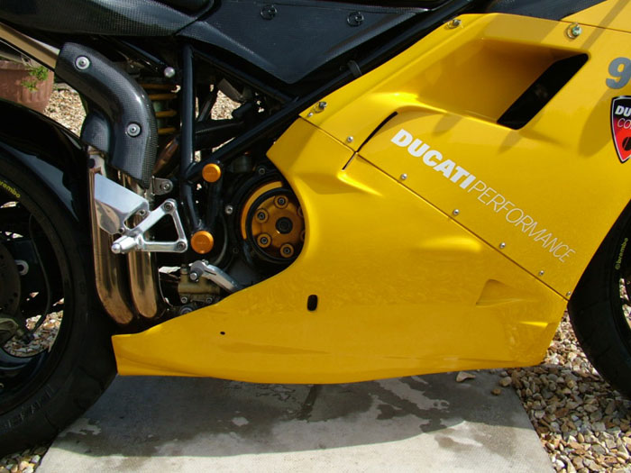 1999 ducati 996 biposto engine cover closeup