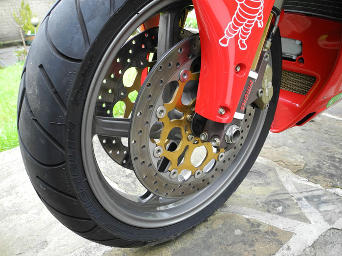 2001 Ducati 996 Biposto Front Wheel