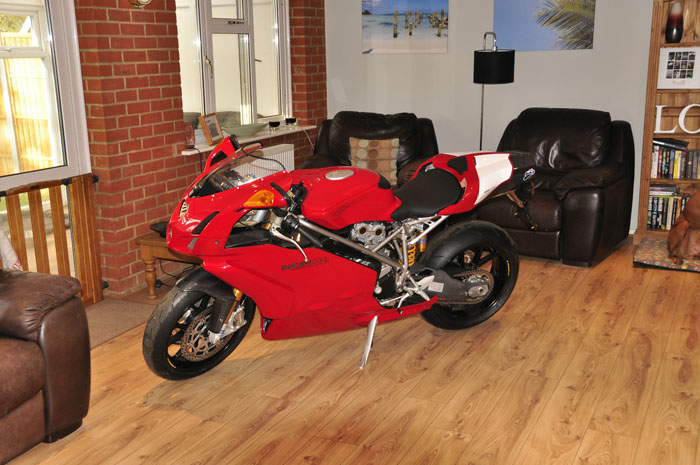 2003 ducati 999r brand new 2