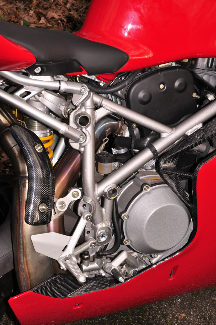 2003 ducati 999r brand new closeup