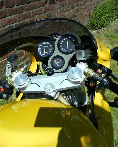 2000 Ducati 750 SS ie Handlebars Gauges