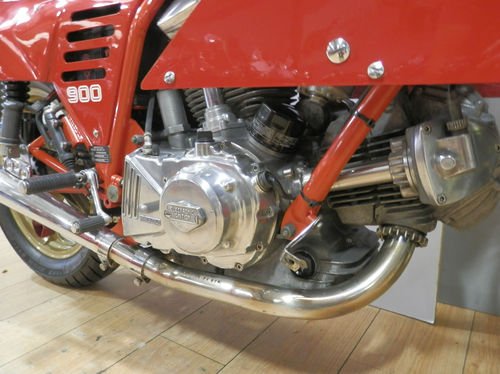 1985 Ducati Mike Hailwood 900SS Replica Engine