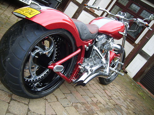 2002 Customised Harley-Davidson FXST Softail 4