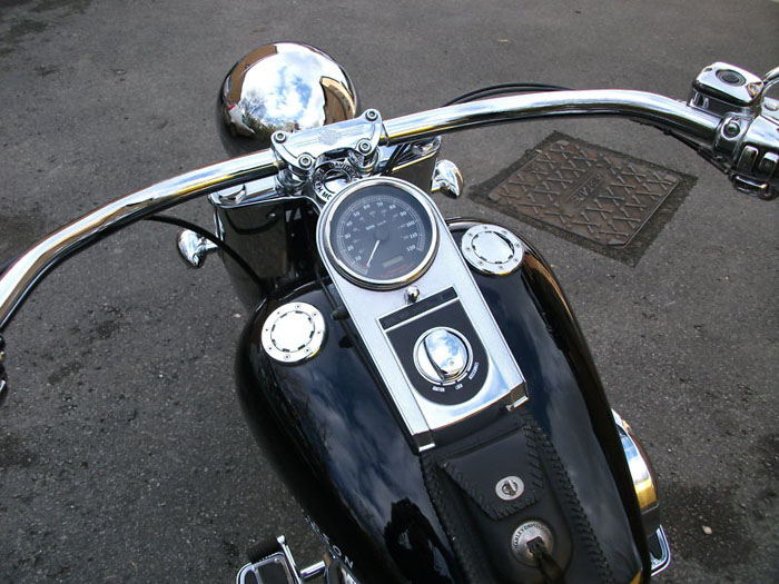 1999 harley davidson 1340cc fatboy speedometer tank