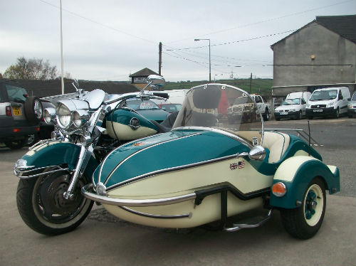 harley davidson flhrsi road king custom with watsonian sidecar 4