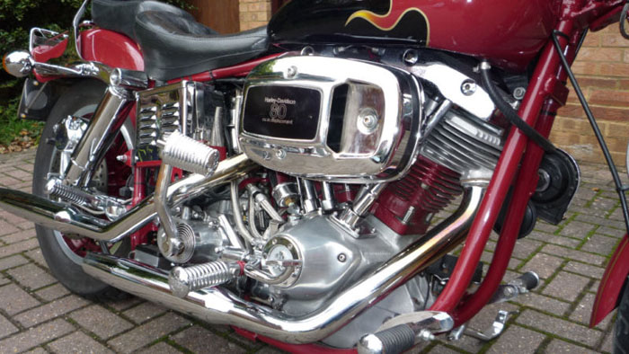 1981 harley-davidson shovelhead red closeup