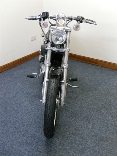 2001 harley-davidson xl883c sportster front