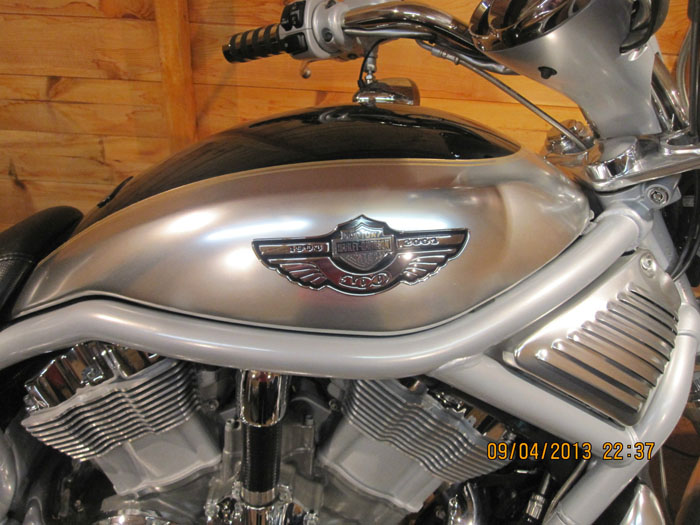 2003 harley davidson vrod vrsca anniversary model tank