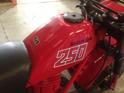 1981 Honda ATC250R Tank
