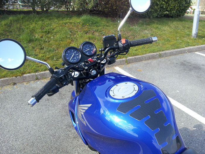 2002 honda cb 500 tank handlebars speedometer