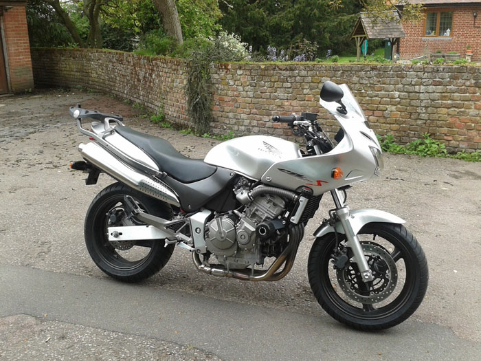 2002 Honda CB600FS Hornet 1