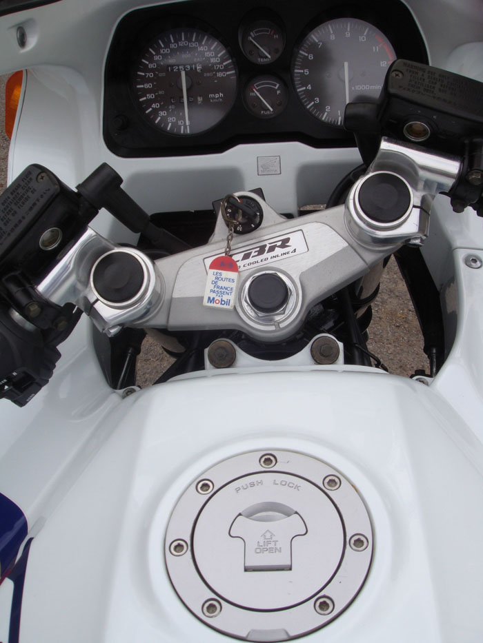 1989 honda cbr1000f gauges