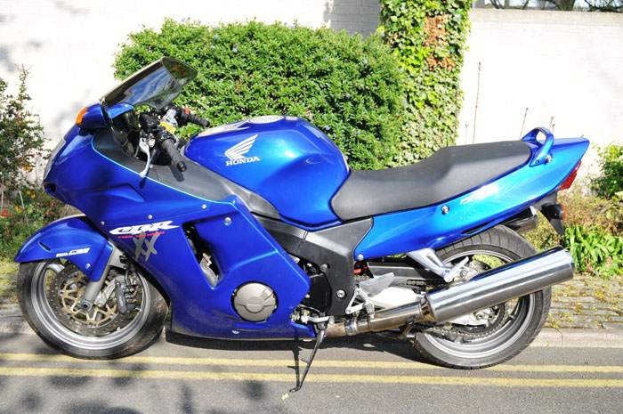 2002 Honda Super Blackbird CBR 1100 XX-2 1
