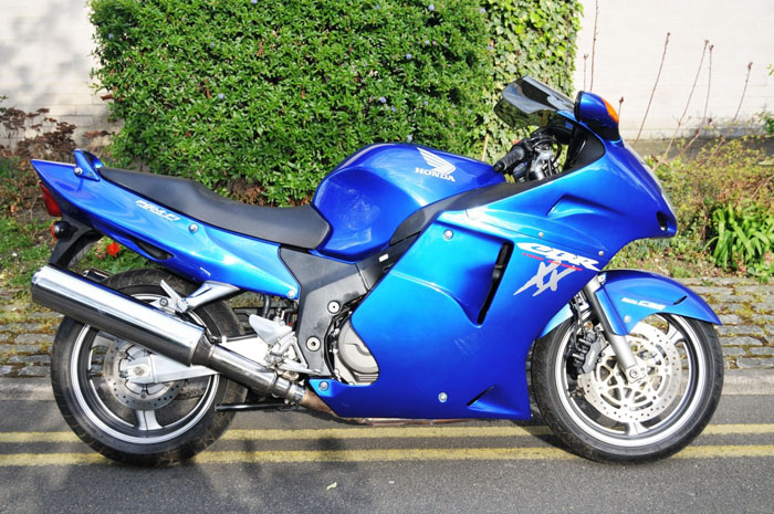 2002 Honda Super Blackbird CBR 1100 XX-2 2