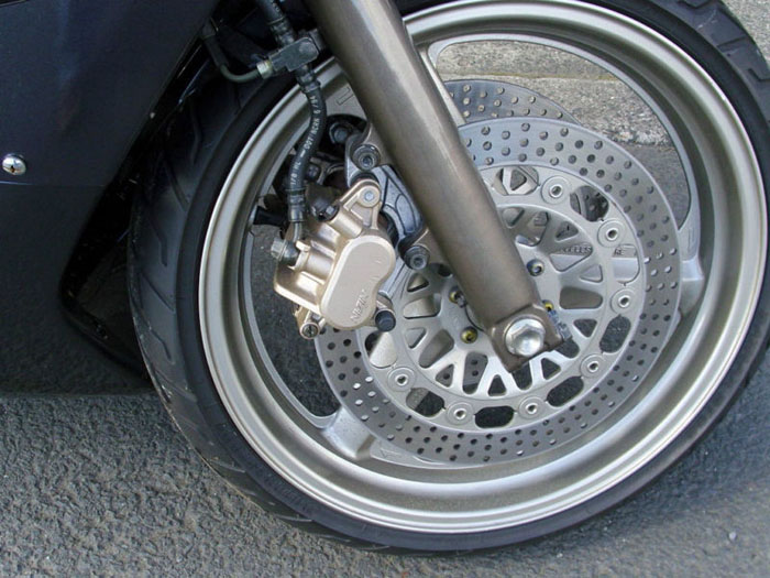 1988 honda cbr 400 rr nc23 baby blade front wheel