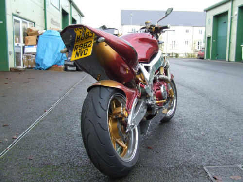 1998 honda cbr900 fireblade streetfighter back