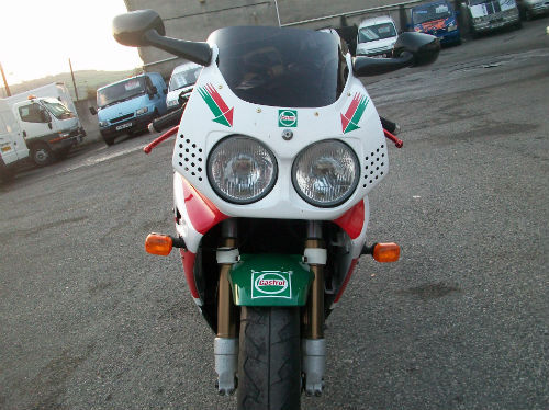 1994 honda cbr 900 fireblade castrol race rep front