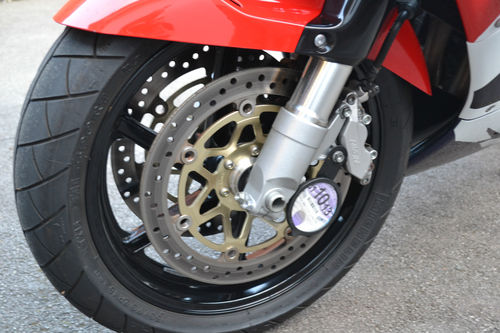 1999 Honda Fireblade 900 RRX Front Wheel