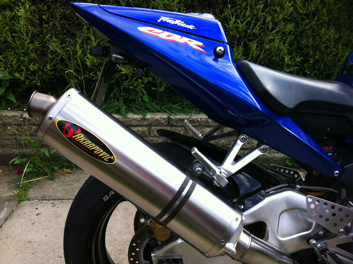 2003 Honda Fireblade CBR 954 RR-3 Akrapovic Exhaust