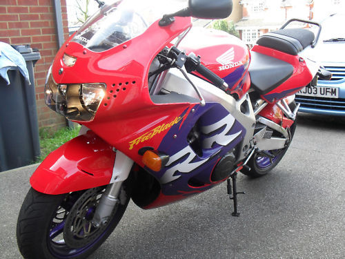 1998 honda fireblade cbr900rr 3