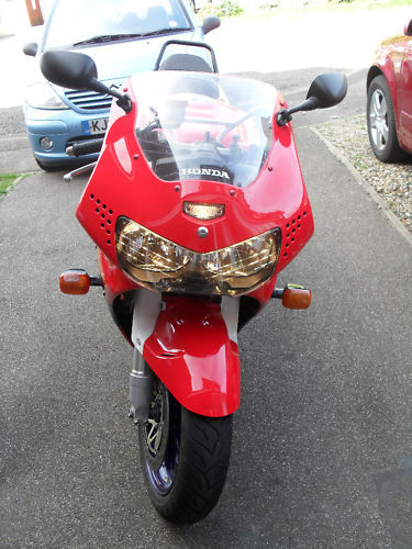 1998 honda fireblade cbr900rr front