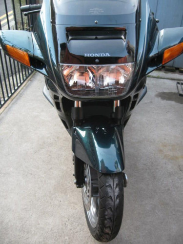 1999 honda st1100 pan european front