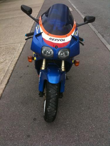 1995 honda nc35 rvf 400 front