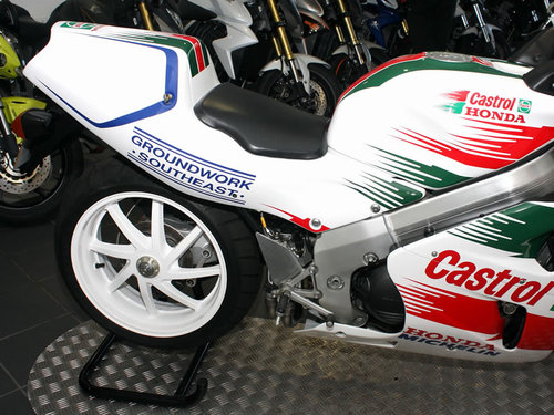 1995 Honda RVF750R RC45 Rear Wheel