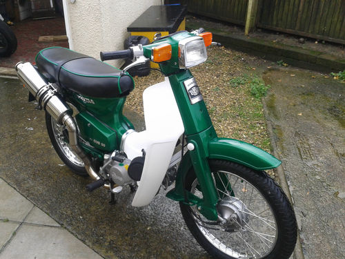 1987 Honda c50 la Front