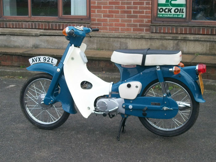1973 Honda C50 Side