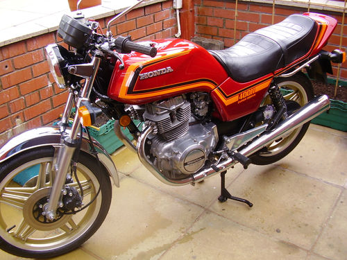 1981 Honda 400 Superdream 2