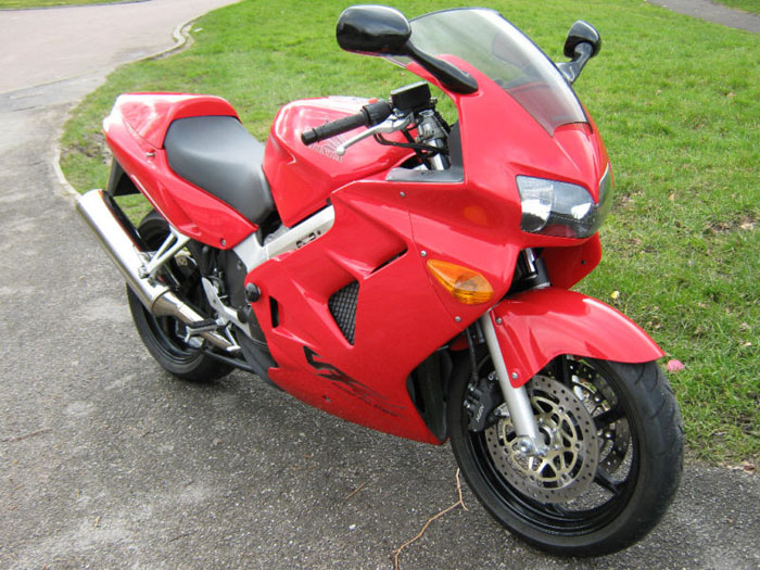1999 honda vfr800fx 2