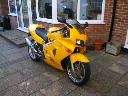 1999 honda vfr 800f 2