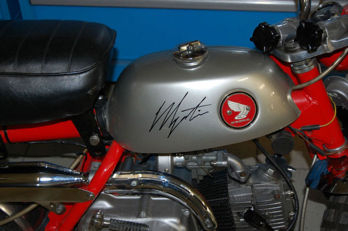 1970 agostini signed honda z50 monkey bike tank