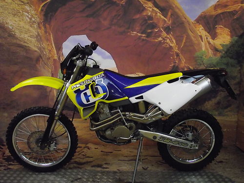 2000 Husqvarna TE610 Endurotrail Motorcycle 2