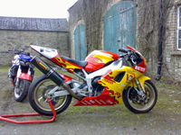 118 1998 yamaha david jefferies tt r1 race bike icon