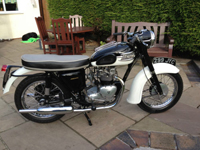 274 1960 triumph 3ta white icon
