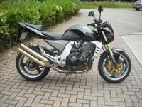 292 2004 kawasaki zr 1000 a2h icon