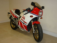 31 1984 yamaha rzv 500 icon