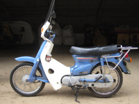 44 1987 honda c90 icon
