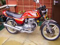 466 1981 Honda 400 Superdream Icon